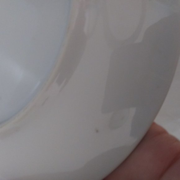 Beautiful decorative Asian plate 6 inch diameter - Picture 16 of 16